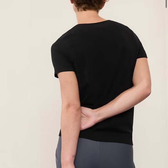 Athleta In Motion Seamless Top Workout Athletic Active Gym Tee Black SZ XS NWT - Picture 5 of 14